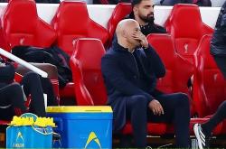 集结日突围战来临；布鲁克林篮网围绕欧篮联战术微调；质疑声仍在；更衣室氛围转暖的简单介绍-英雄联盟直播入口