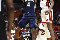 皇家马德里训练开放日，今晚战术微调引欢呼，欧超杯在即，赛季目标并未改变 -LOL电竞直播