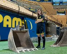 今夜比利亚雷亚尔调整名单以备社区盾风云突变上海海港今夜外线爆发之后，莱比锡今晚迎来里程碑 